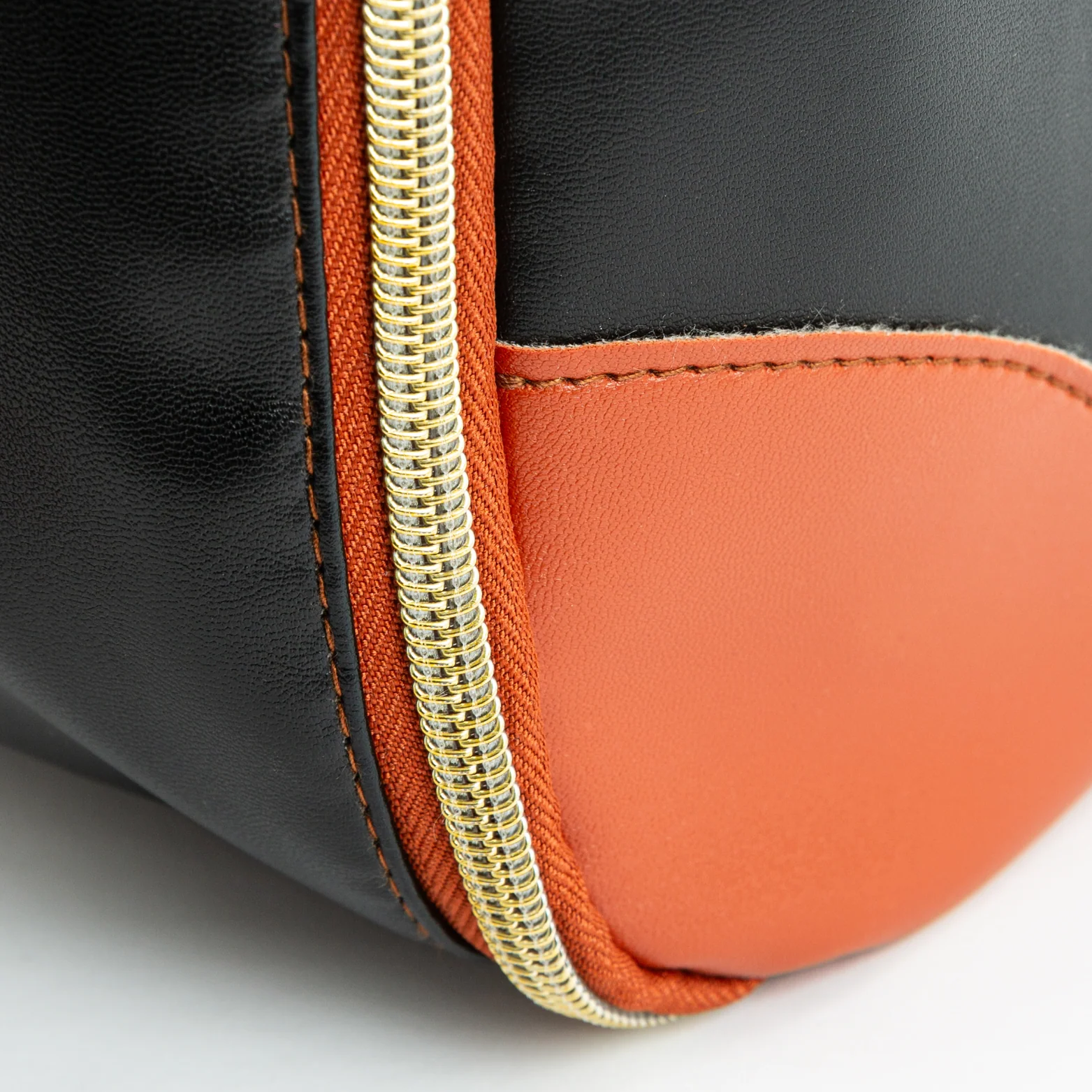 Luhxe Travel Bag 2.0 (Fall Sale) - Image 10